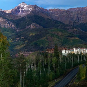 the-peaks-resort-spa-id90-cabin-crew
