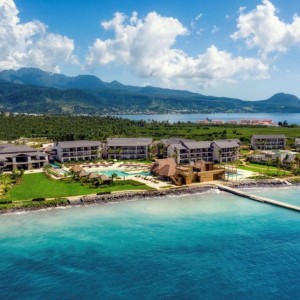 Airline_Staff_Caribbean_ID90_Crewconnected_Holiday_3