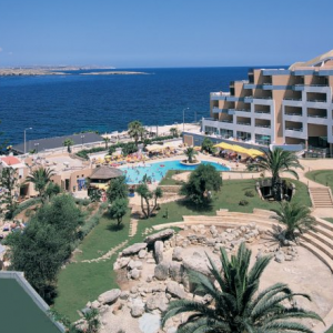 Dolmen-Resort-Hotel-SPA-id90-crew-cabin