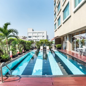 Novotel Bangkok Fenix Silom-Swimming Pool