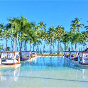 Samana_Airline_Staff_Myidtravel_Caribbean_ flight_deck_Crewconnected_2