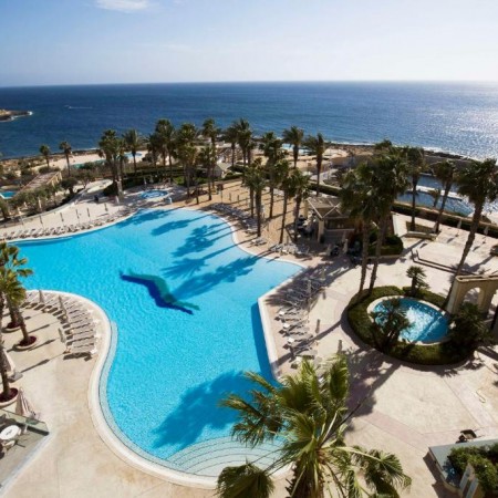 Hilton Malta_Crewconnected_Airline_Holidays_layover_2
